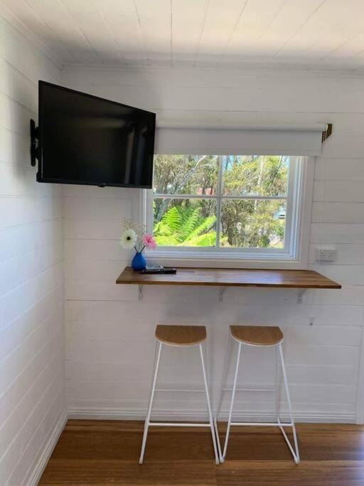 The Wandering Duck - Heritage Tiny House Strahan Esterno foto