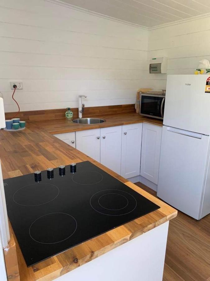 The Wandering Duck - Heritage Tiny House Strahan Esterno foto