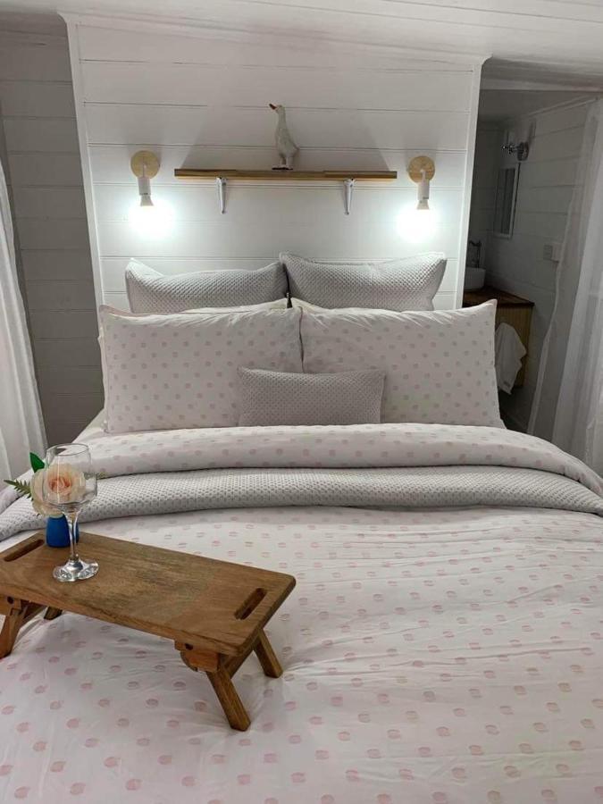 The Wandering Duck - Heritage Tiny House Strahan Esterno foto