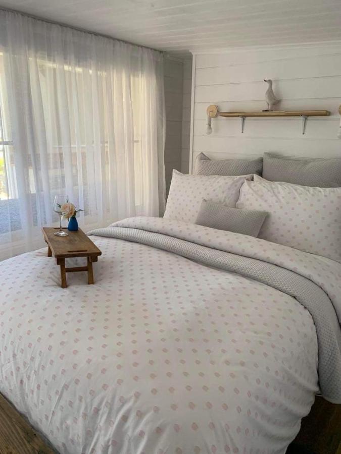 The Wandering Duck - Heritage Tiny House Strahan Esterno foto